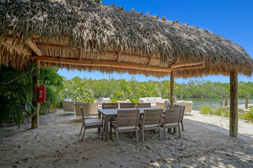 3 Lux Ensuites Walk Boat Island Islamorada Exterior photo